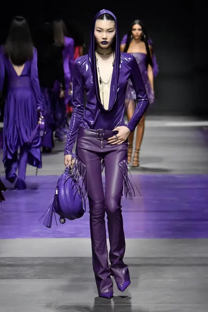 purple-outfit-versace-outfit